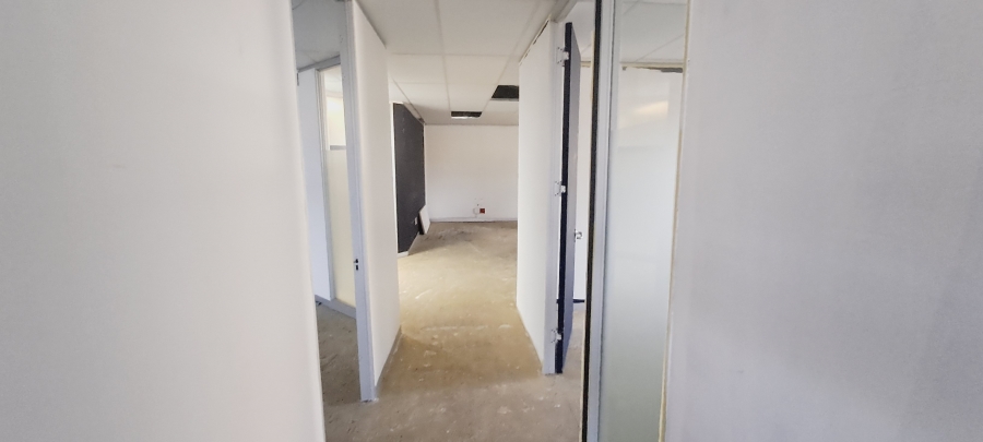 To Let commercial Property for Rent in Bo Oakdale Western Cape
